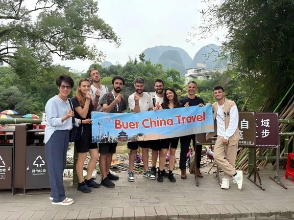 Visitors Enjoy Guilin Private Tour