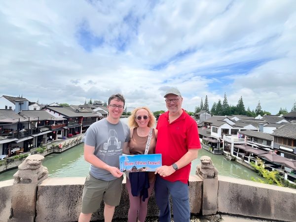 Visitors in Zhujiajiao Private Tour
