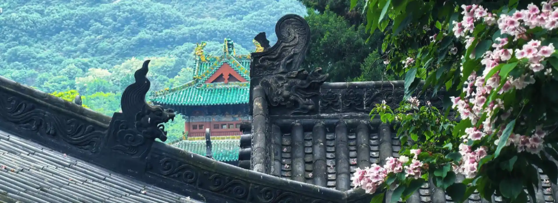 Famous ancient temple well-known for Chinese kung fu