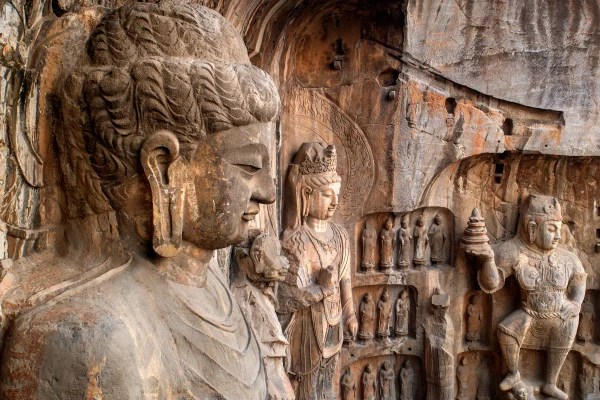 Ancient relics and magnificent mountain landscapes