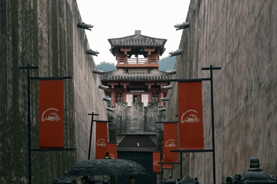 Hengdian The Palace of Emperor Qin Magnificent Qin Dynasty imperial palace replica, famous Hengdian filming site