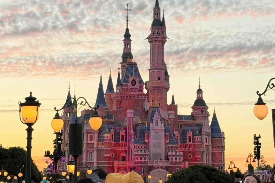 Shanghai Disneyland Theme Park Theme park scenery of Shanghai Disneyland resort