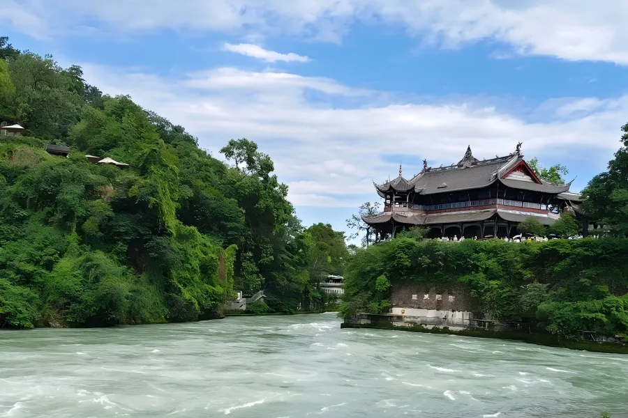 Dujiangyan Irrigation System, Sichuan Dujiangyan Irrigation System, ancient dam?free water?conservancy world cultural heritage on Min River, Sichuan