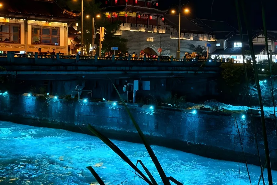 Dujiangyan Irrigation System,Sichuan Magnificent Minjiang river view of Dujiangyan ancient irrigation project