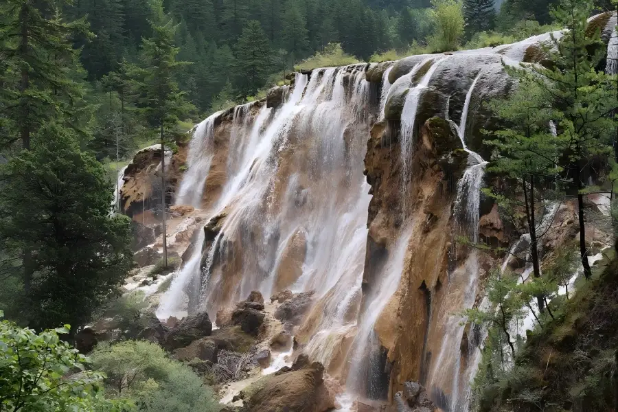 Pearl Shoal Waterfall,Jiuzhaigou Pearl Shoal Waterfall, grand travertine cascade in Jiuzhaigou, Sichuan