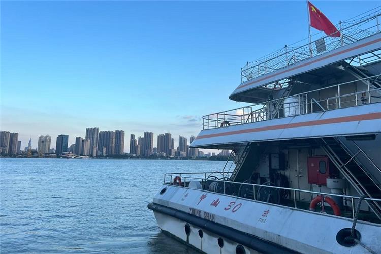 Sightseeing cruise boat on Wuhan Yangtze river