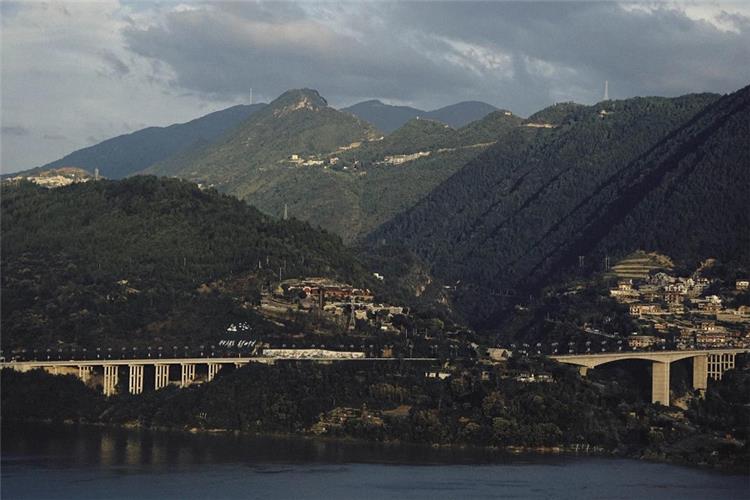 Mountain and bridge scenery of Yangtze Three Gorges reservoir