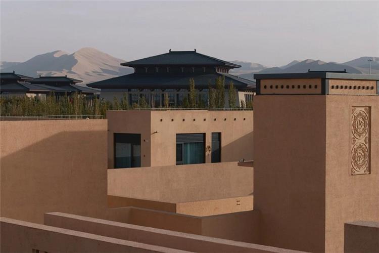 Desert?themed hotel in Dunhuang Gansu