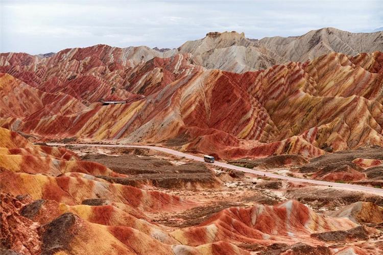 Sightseeing bus in Zhangye colorful Danxia scenic area