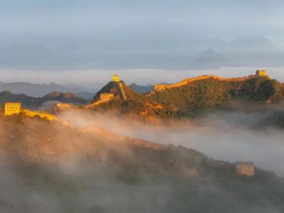 Jinshanling Great Wall Winding Over Misty Mountains Golden Sunrise Glow World Heritage Landscape