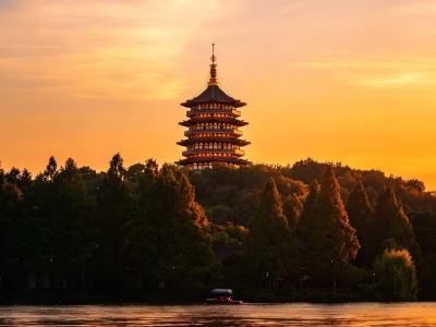 Leifeng Pagoda Glows Under Golden Sunset at West Lake Hangzhou