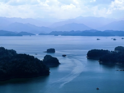 Panoramic Lake View of Qiandao Lake Meifeng Scenic Spot