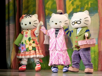 Hello Kitty Family Stage Show at Anji Hello Kitty Theme Park