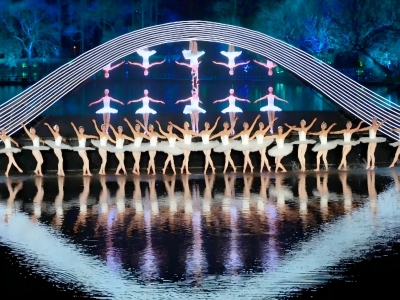 Hangzhou best night show impression west lake.jpg Hangzhou best night show impression west lake.jpg