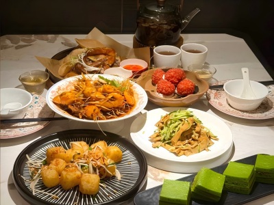 Popular Hangzhou Local Restaurant by locals.jpg