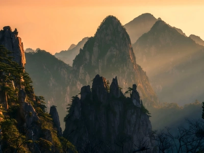 Huangshan Peaks Under Morning Golden Glow