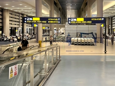Interior Departure Hall Shanghai Pudong International Airport Interior Departure Hall Shanghai Pudong International Airport