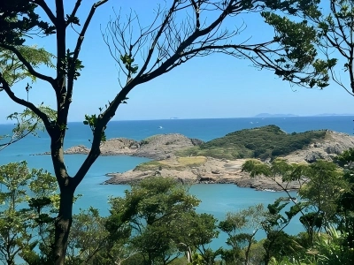 Coastal view of Putuo Mountain, rocky islands and blue sea Coastal view of Putuo Mountain, rocky islands and blue sea