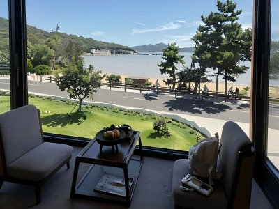 Hotel lounge with sea view in Putuo Mountain