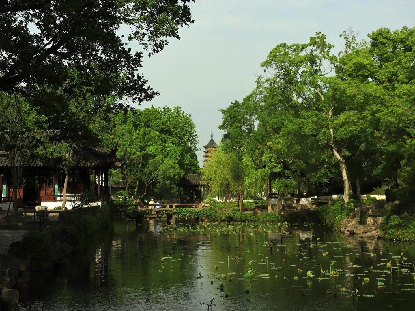 Daytime Lake View of Humble Administrator's Garden, Suzhou Daytime Lake View of Humble Administrator's Garden, Suzhou
