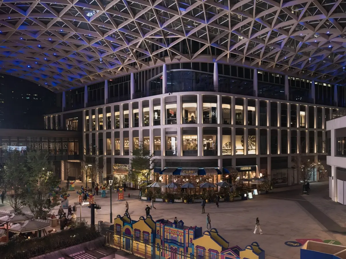 Xintiandi modern plaza at night Xintiandi modern plaza at night