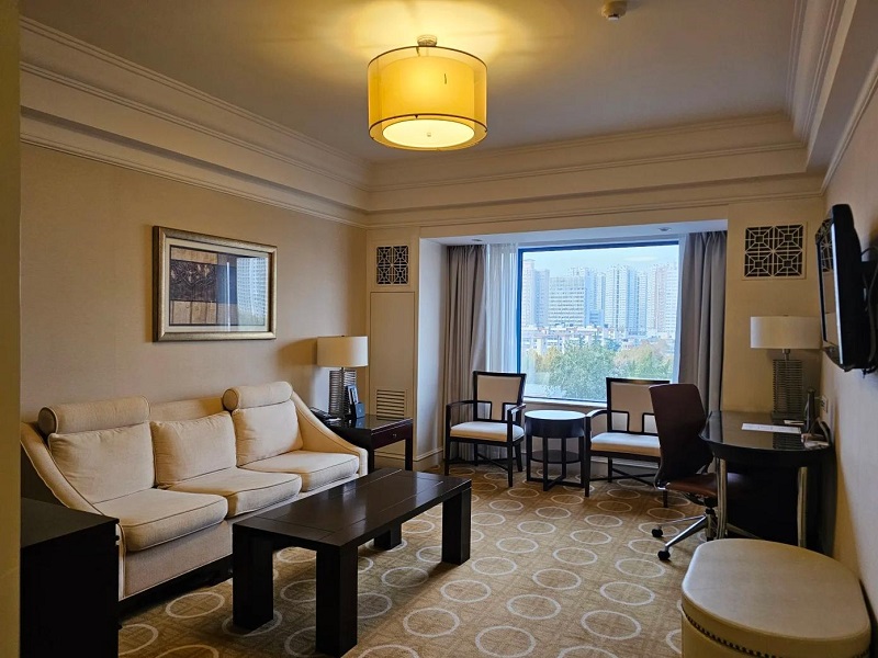 Classic luxury hotel suite living room in Xi'an