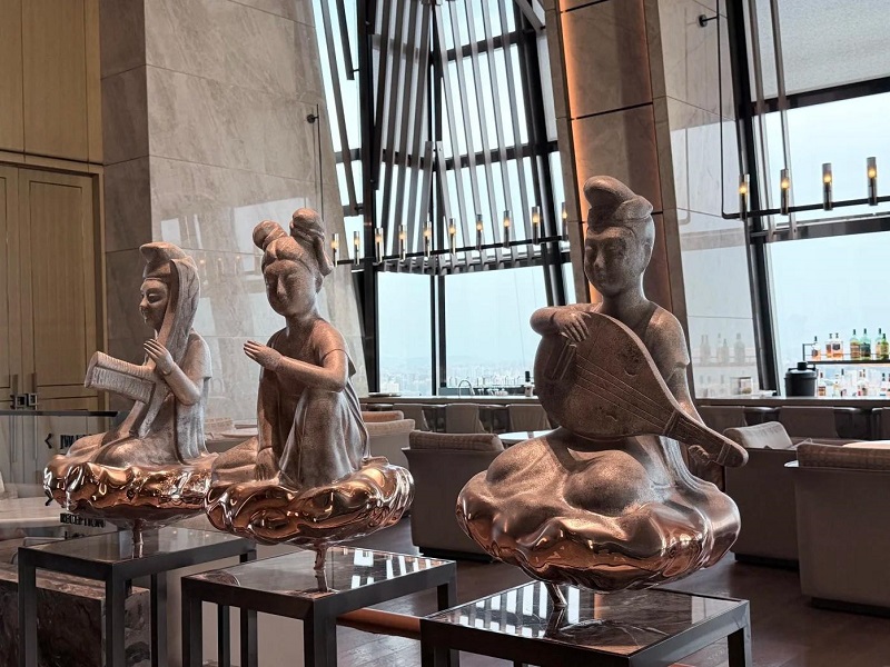 Tang Dynasty musician statues in luxury hotel lounge Xi'an Tang Dynasty musician statues in luxury hotel lounge Xi'an